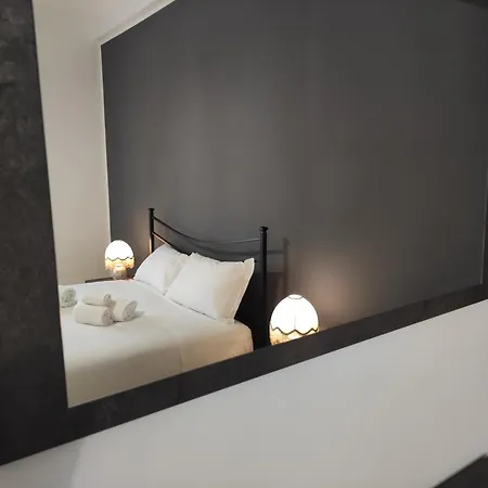 Silvia Apartman Róma